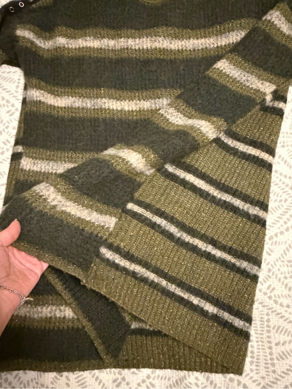 Free People Alpaca Wool Blend Striped Grommet Oversized Sweater Size S - Picture 6 of 13